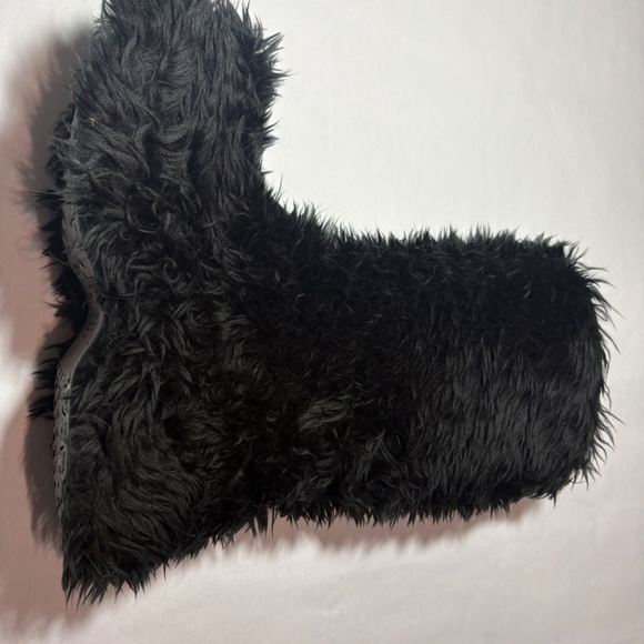 MEN'S CROCS™ BOOT IN BLACK - Picture 5 of 8